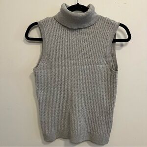 JEANNE PIERRE Light Gray Sleeveless Turtleneck Sweater